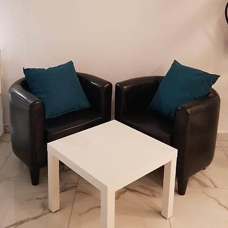 Jade 20.20 Apartment Лагос Екстериор снимка