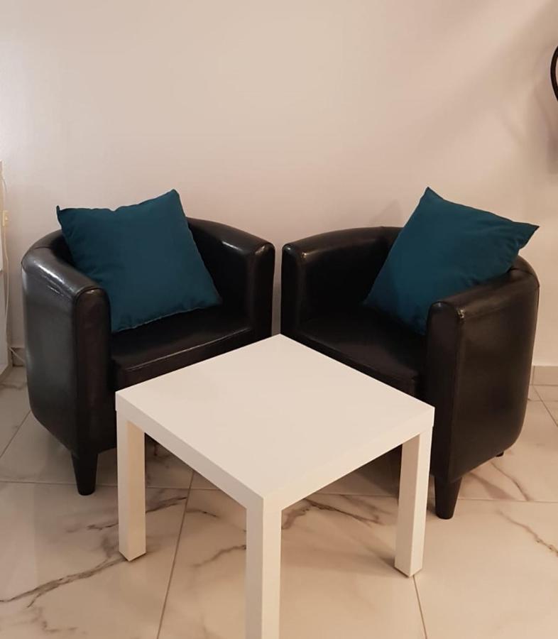 Jade 20.20 Apartment Лагос Екстериор снимка